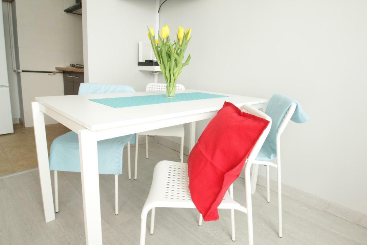 Happy Home Krochmalna Apartment Varsavia Esterno foto